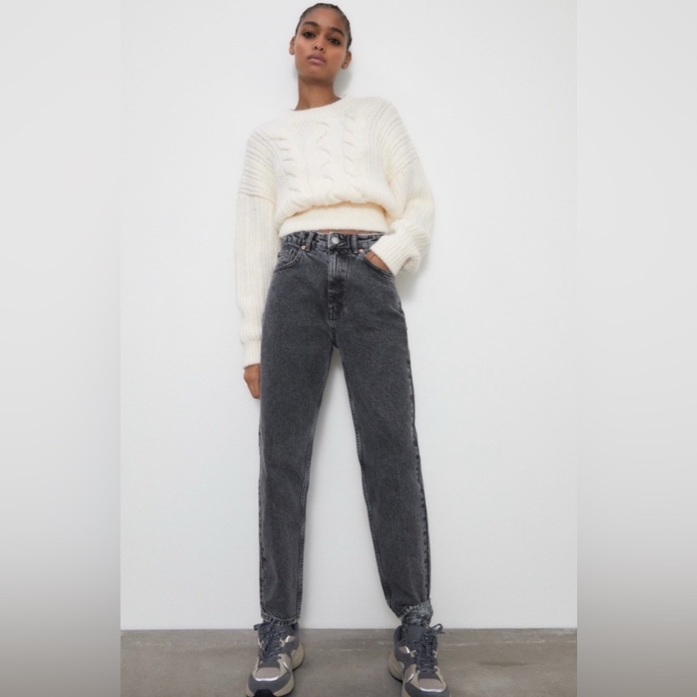 NWT ZARA CLASSIC MOM FIT HIGH RISE JEANS SZ-4